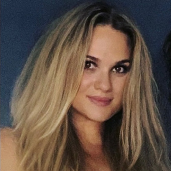 lauryna_